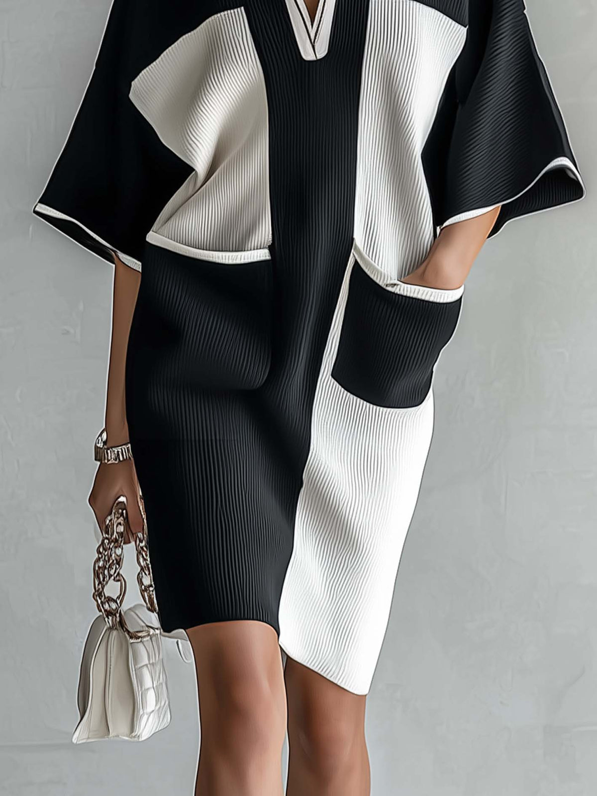 Robe midi dégradé noir et blanc avec manches chauve-souris