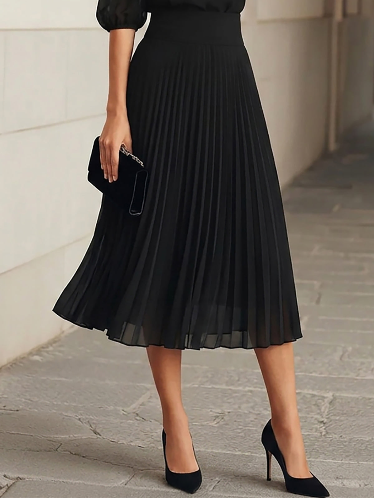 Ensemble Trois Pièces Top en Chiffon Noir et Jupe Midi Plissée