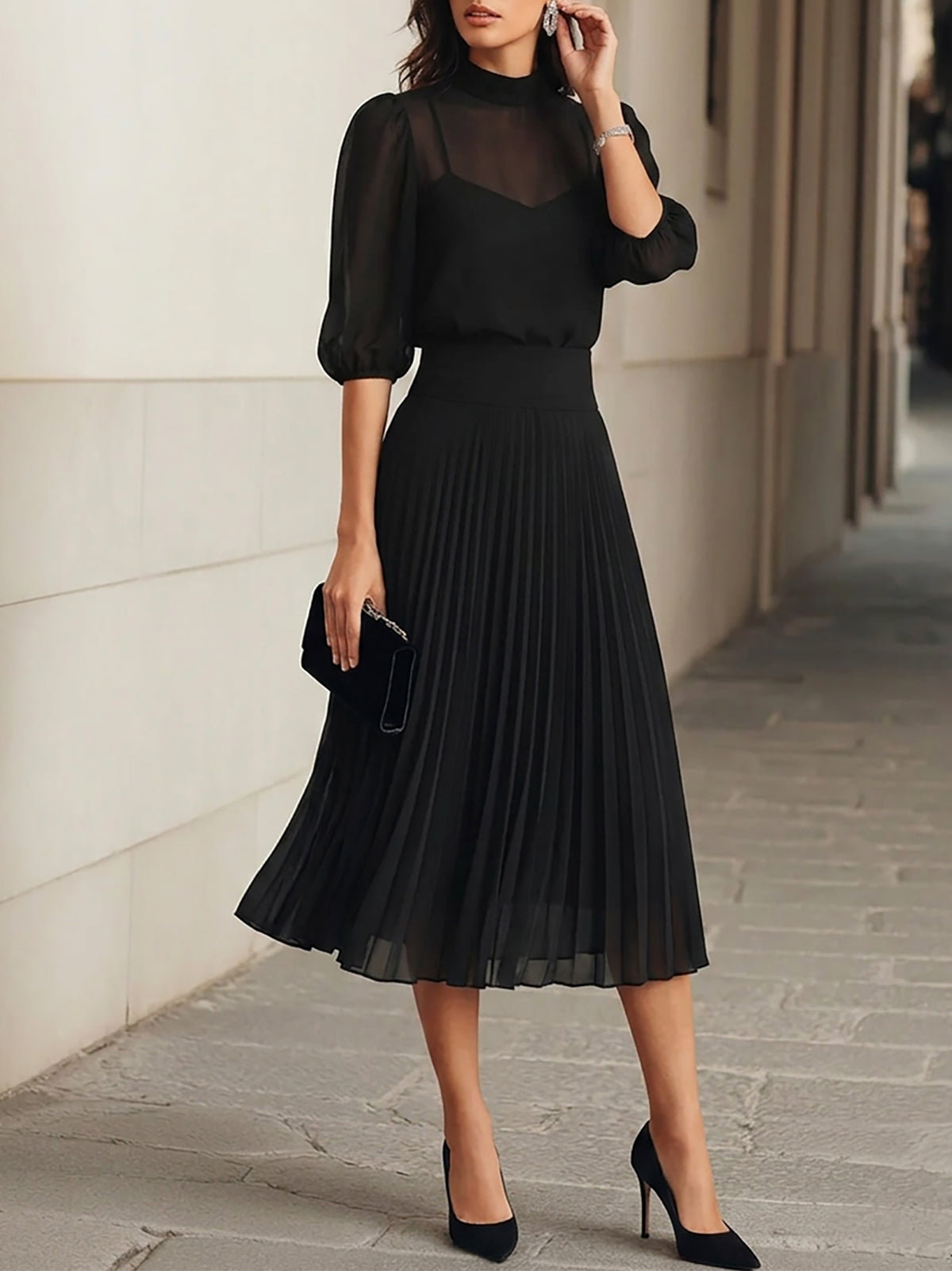 Ensemble Trois Pièces Top en Chiffon Noir et Jupe Midi Plissée