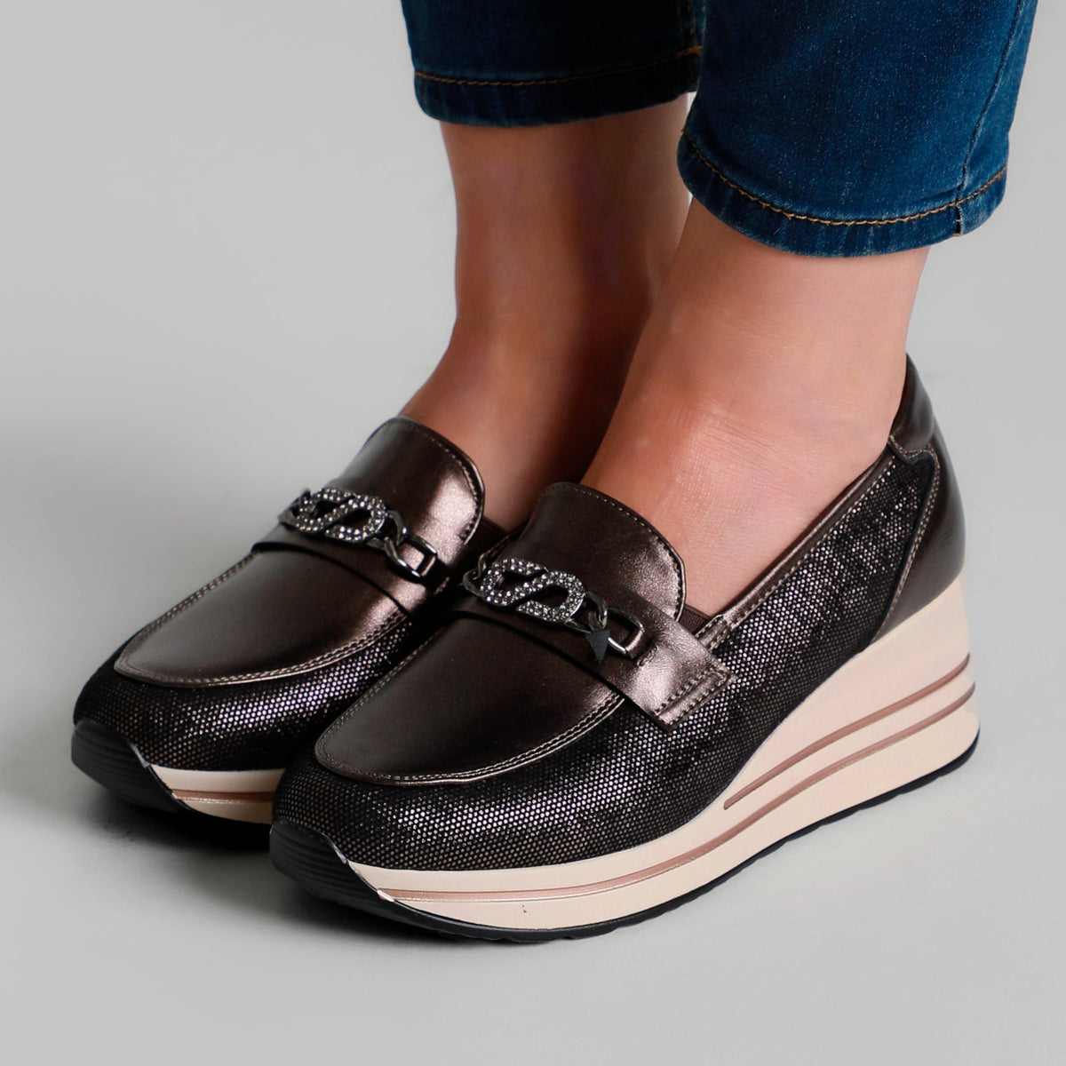 Fabiana - Women's Comfortable Moccasins