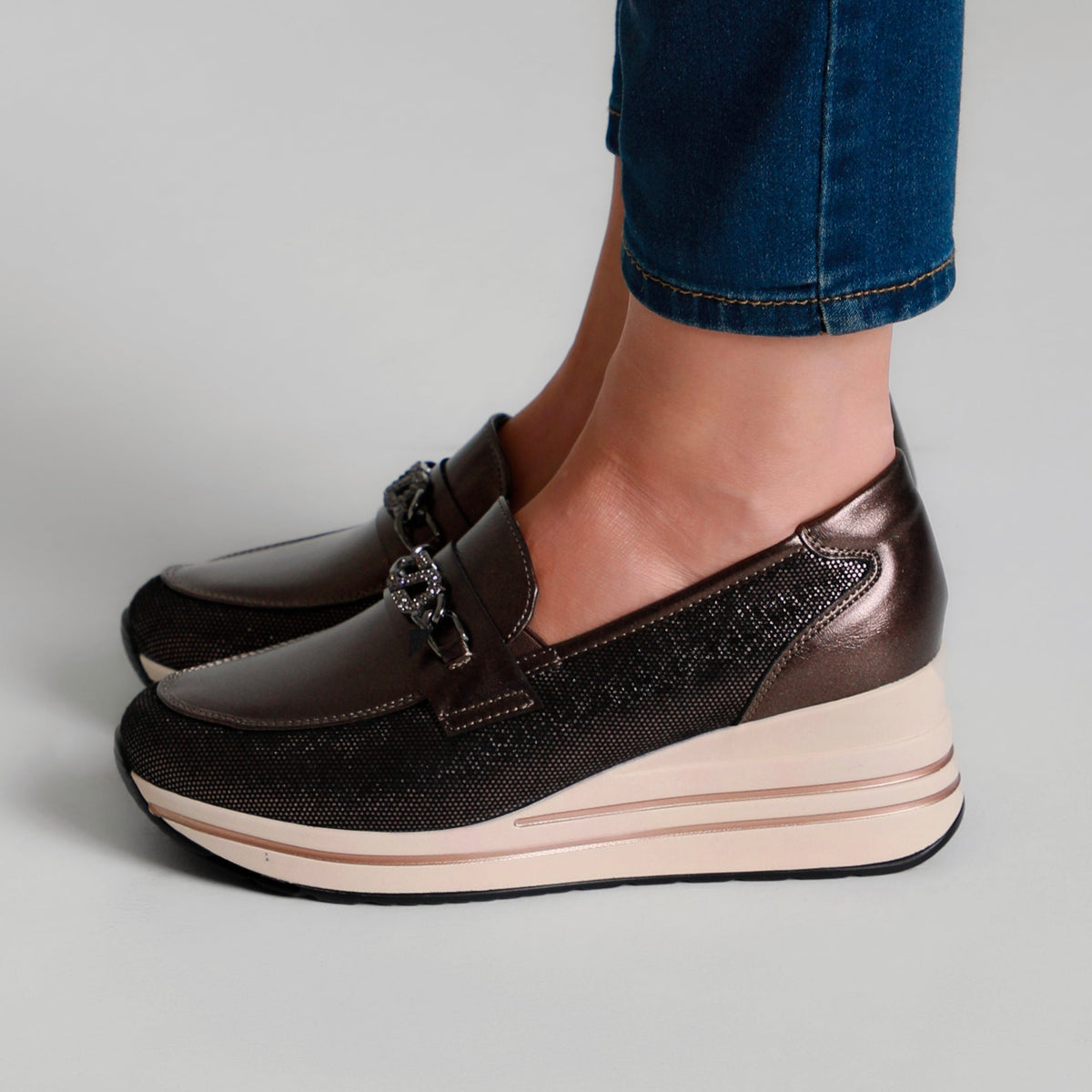 Fabiana - Women's Comfortable Moccasins