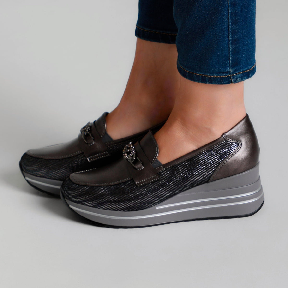 Fabiana - Women's Comfortable Moccasins
