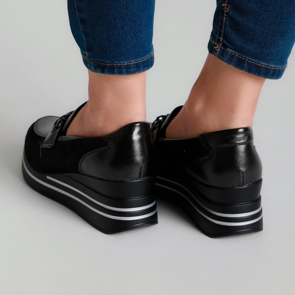 Fabiana - Women's Comfortable Moccasins