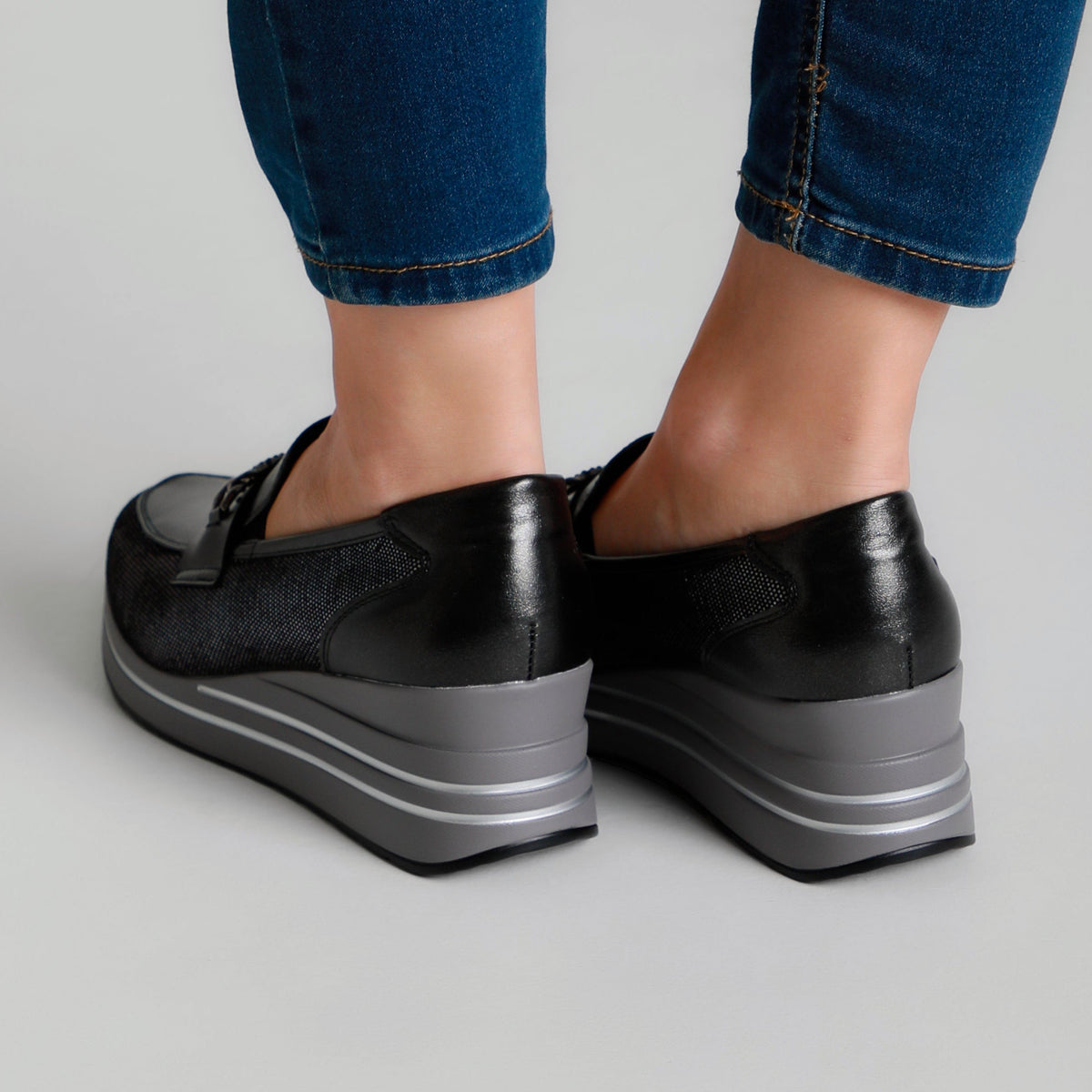 Fabiana - Women's Comfortable Moccasins