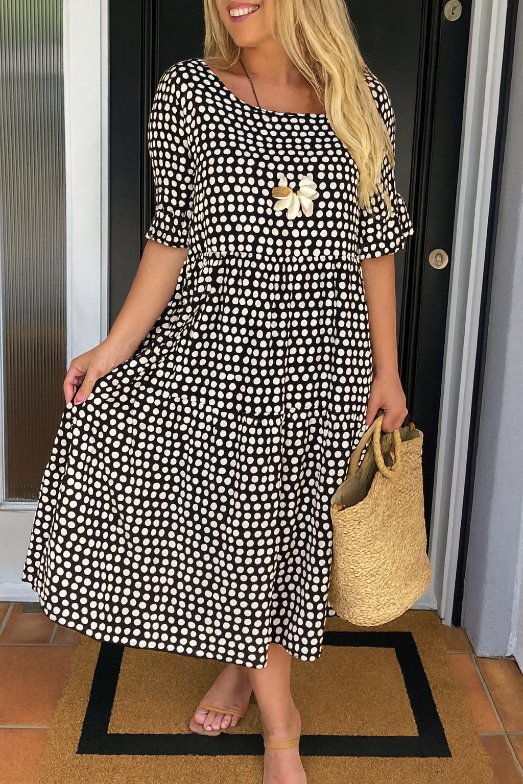 MOREAU LYON | ROBE MIDI ÉLÉGANTE À MANCHES COURTES POUR FEMMES