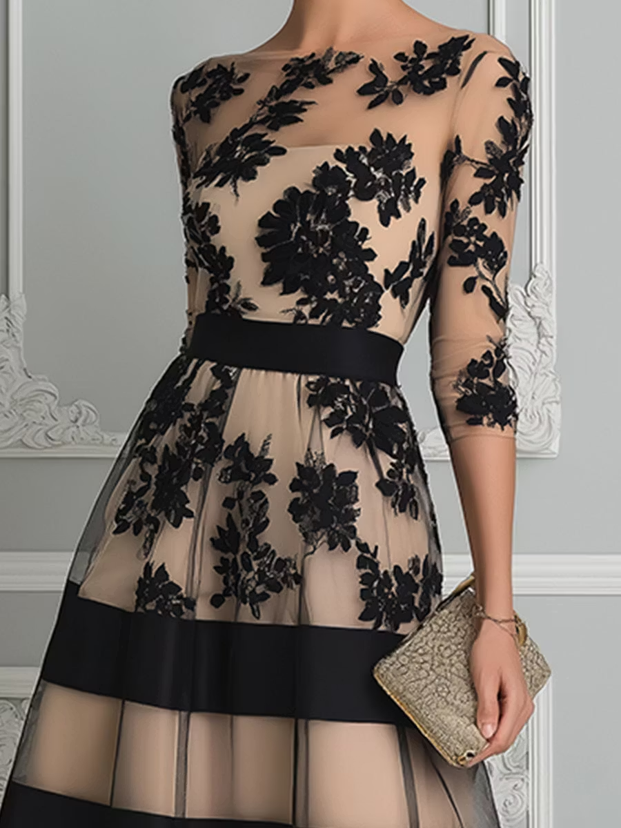 Robe Midi A-Ligne Élégante en Dentelle Noire
