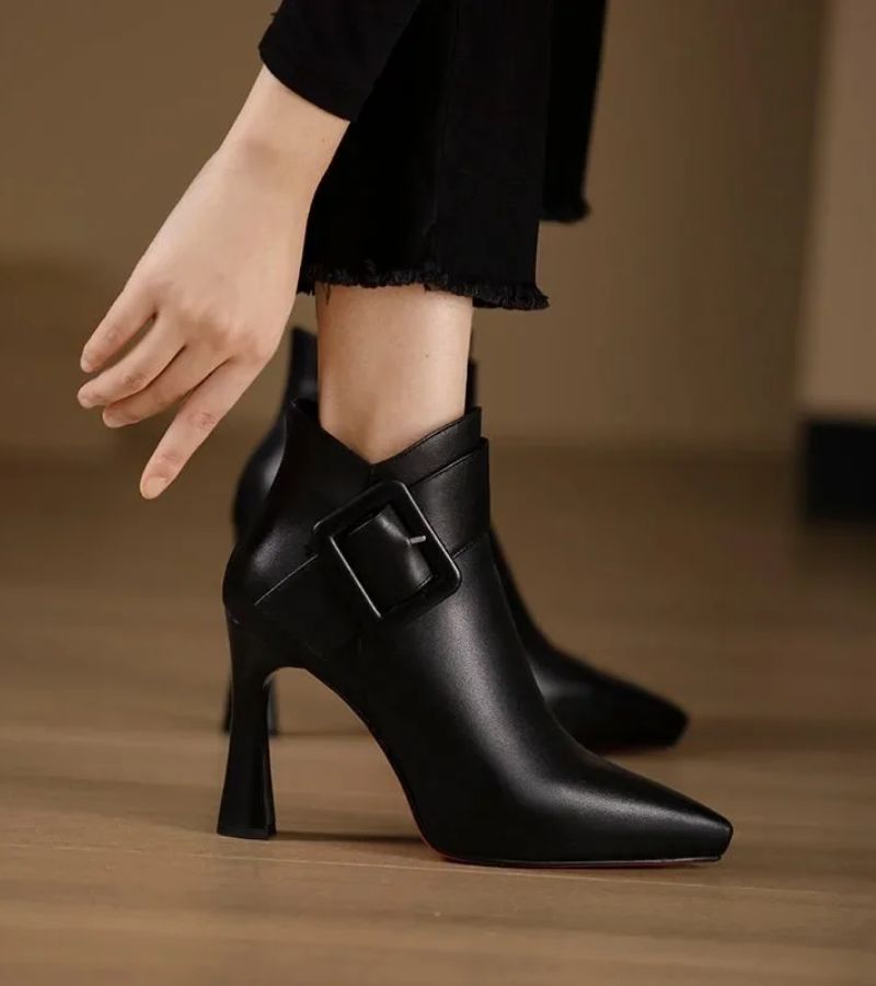 MOREAU LYON | BOTTINES À TALON ET BOUCLE POUR FEMMES
