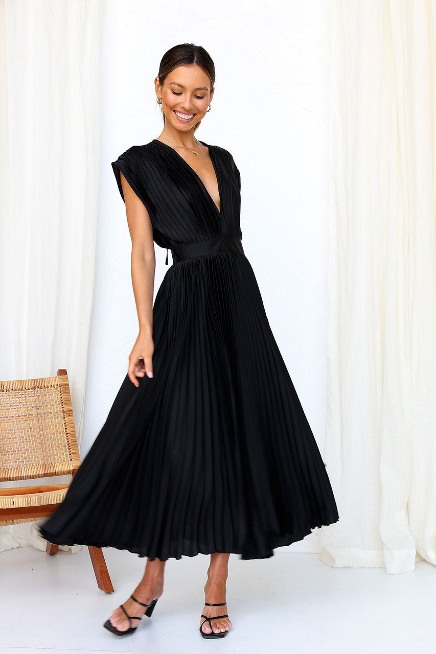 Robe Midi Fluide en Satin Pliée à Col en V Élégante