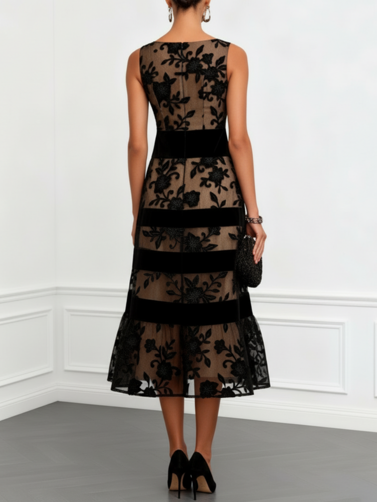 Robe Midi A-Ligne Sans Manches en Dentelle Noire avec Fleurs