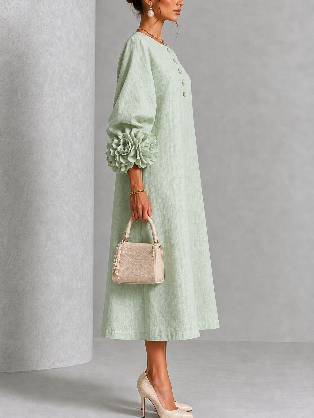 Robe Midi À Boutonnage Sage Mist Avec Manches Fleuries Distinctives