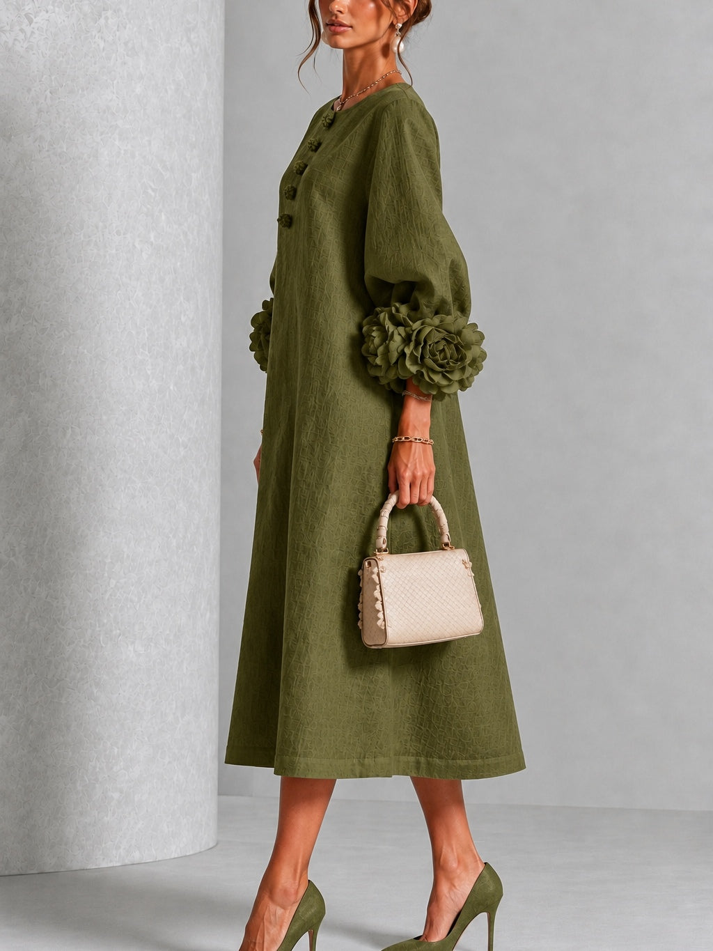 Robe Midi Vert Olive avec Manches Fleuries Étonnantes