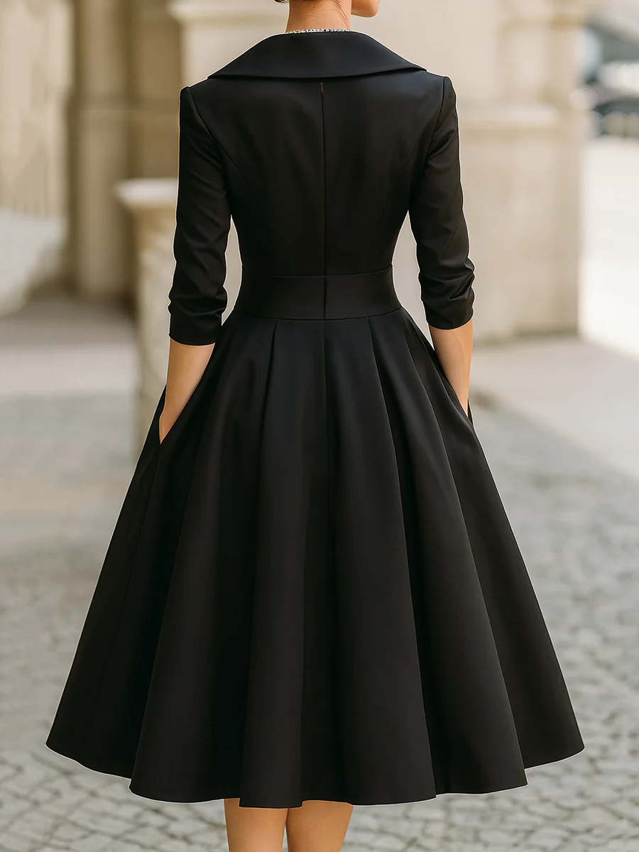 Robe Midi A-ligne en Satin Noir Élegante à Col V Plissé