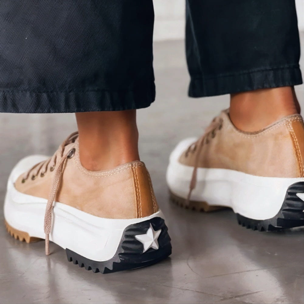 Bettina — Plateau Incontournable