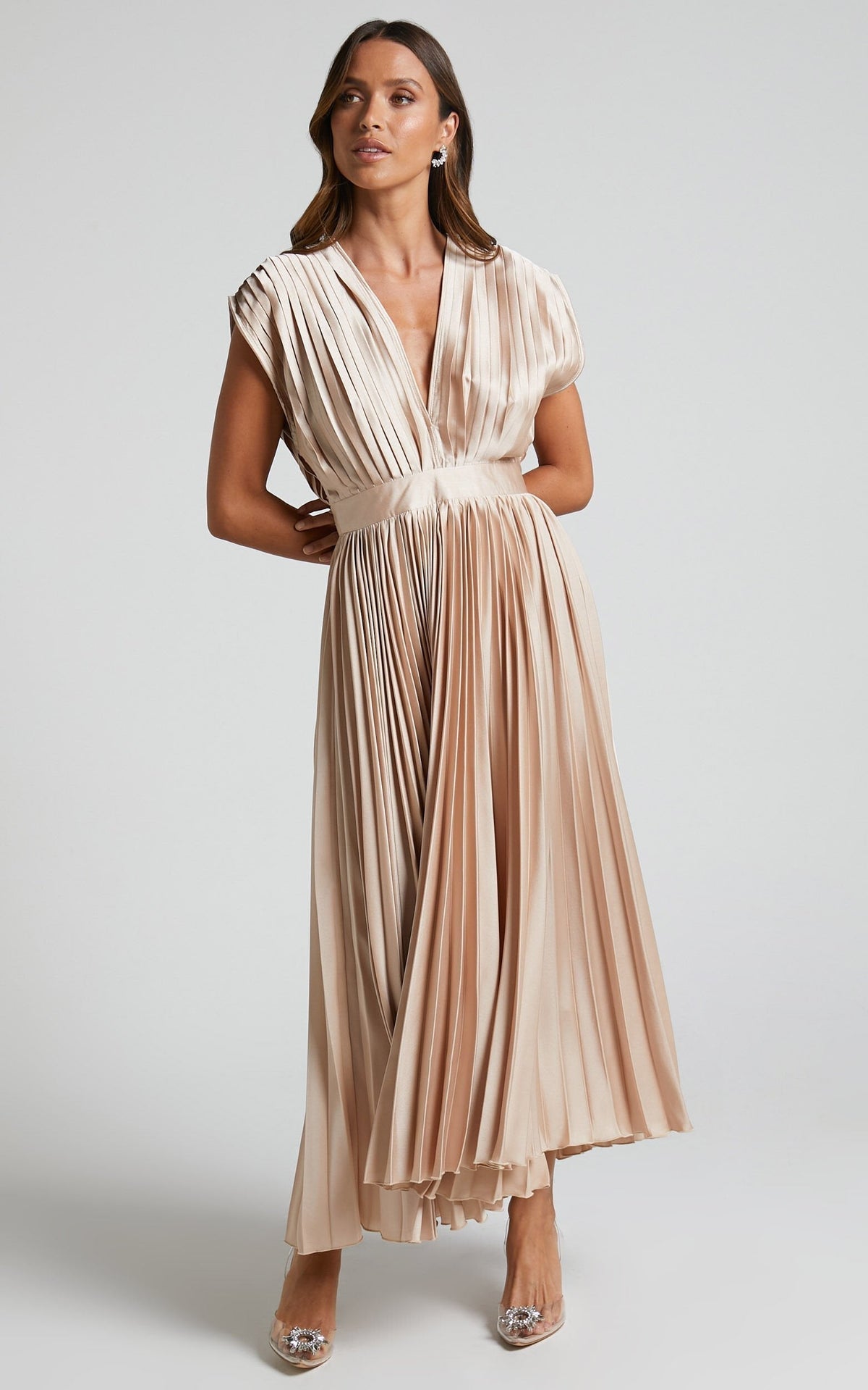 Robe Midi Fluide en Satin Pliée à Col en V Élégante