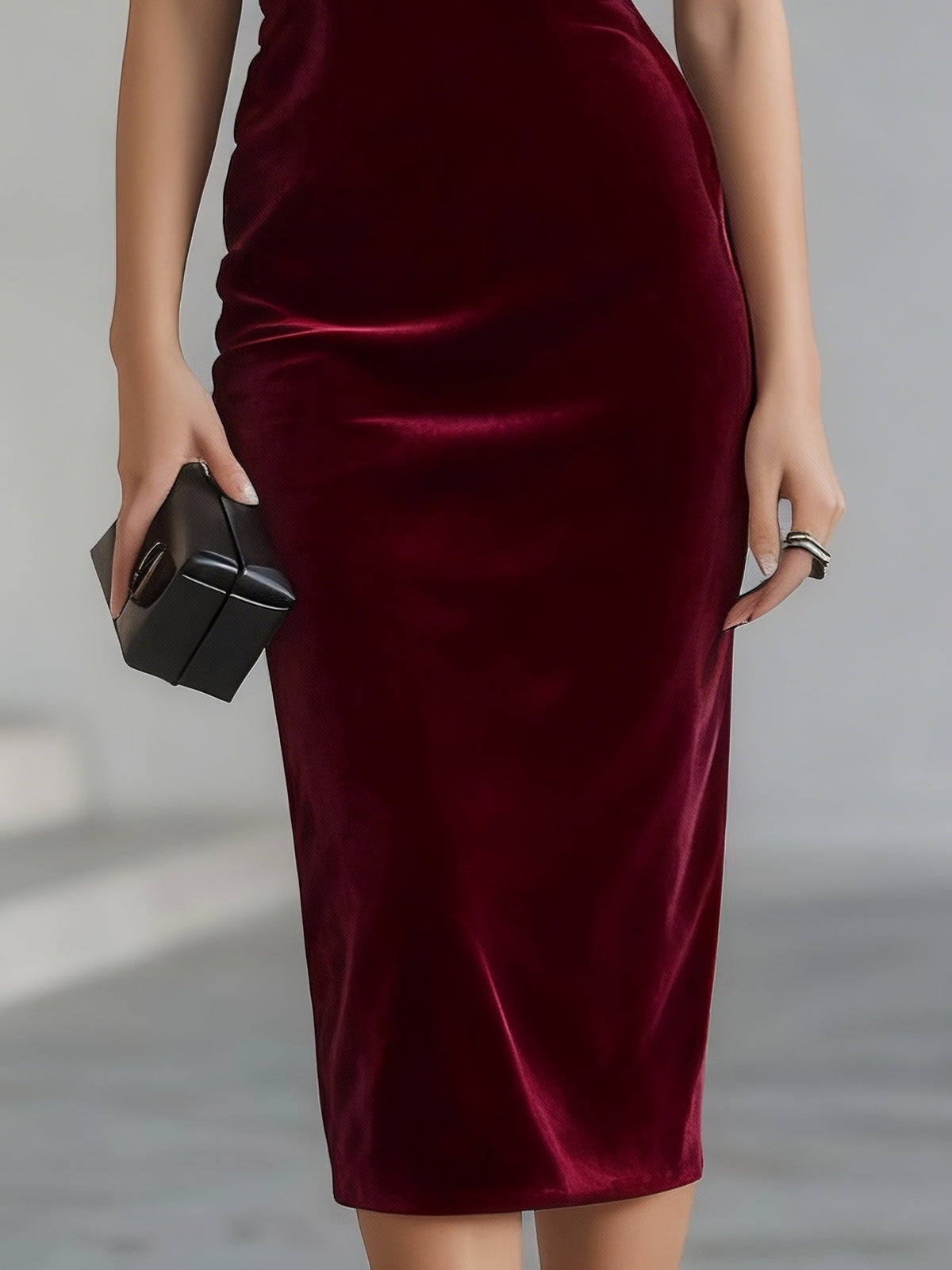 ROBE MIDI EN VELOURS BORDEAUX AVEC NŒUD DRAMATIQUE