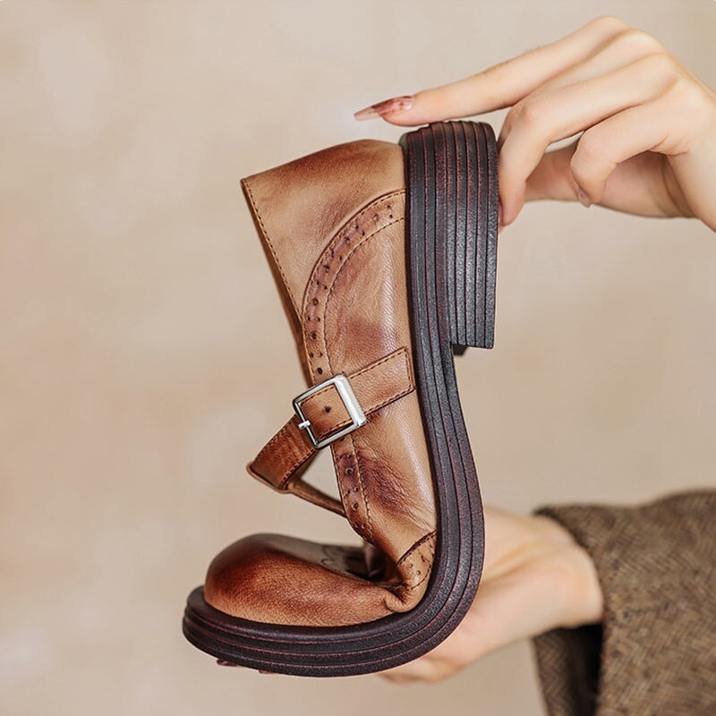 Bernadette | Mary Janes T-Strap Brogue Intemporelles