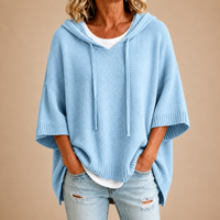 Poncho en Tricot avec Capuche en Bleu Clair