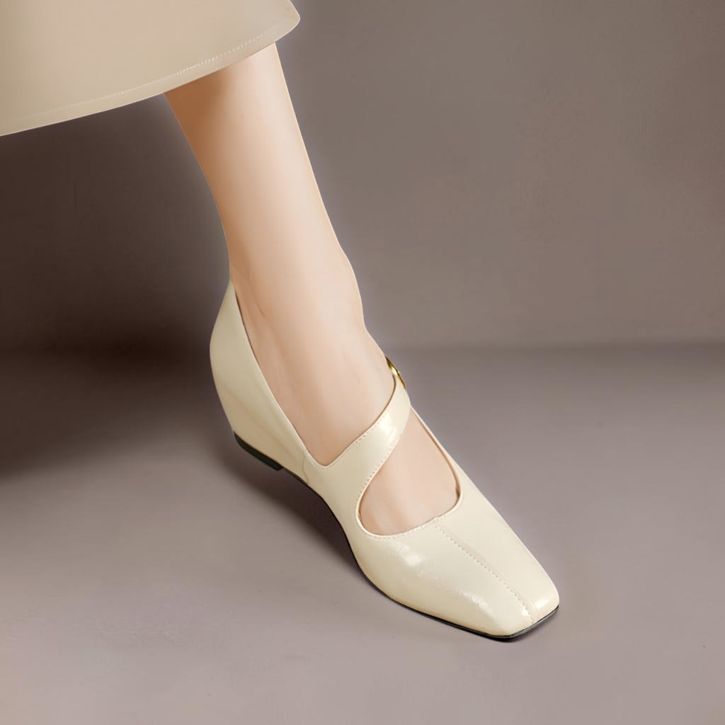 Juin | Ballerines Mary Jane à Boucle