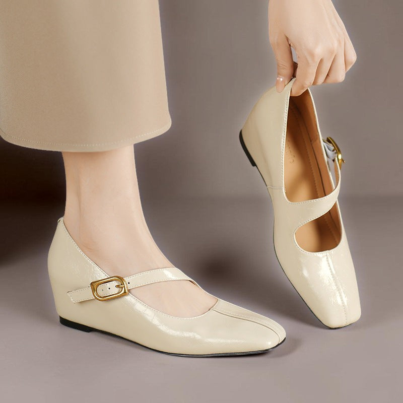Juin | Ballerines Mary Jane à Boucle