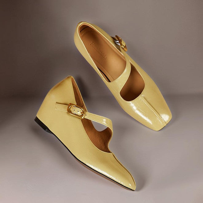 Juin | Ballerines Mary Jane à Boucle