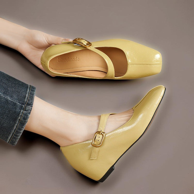 Juin | Ballerines Mary Jane à Boucle