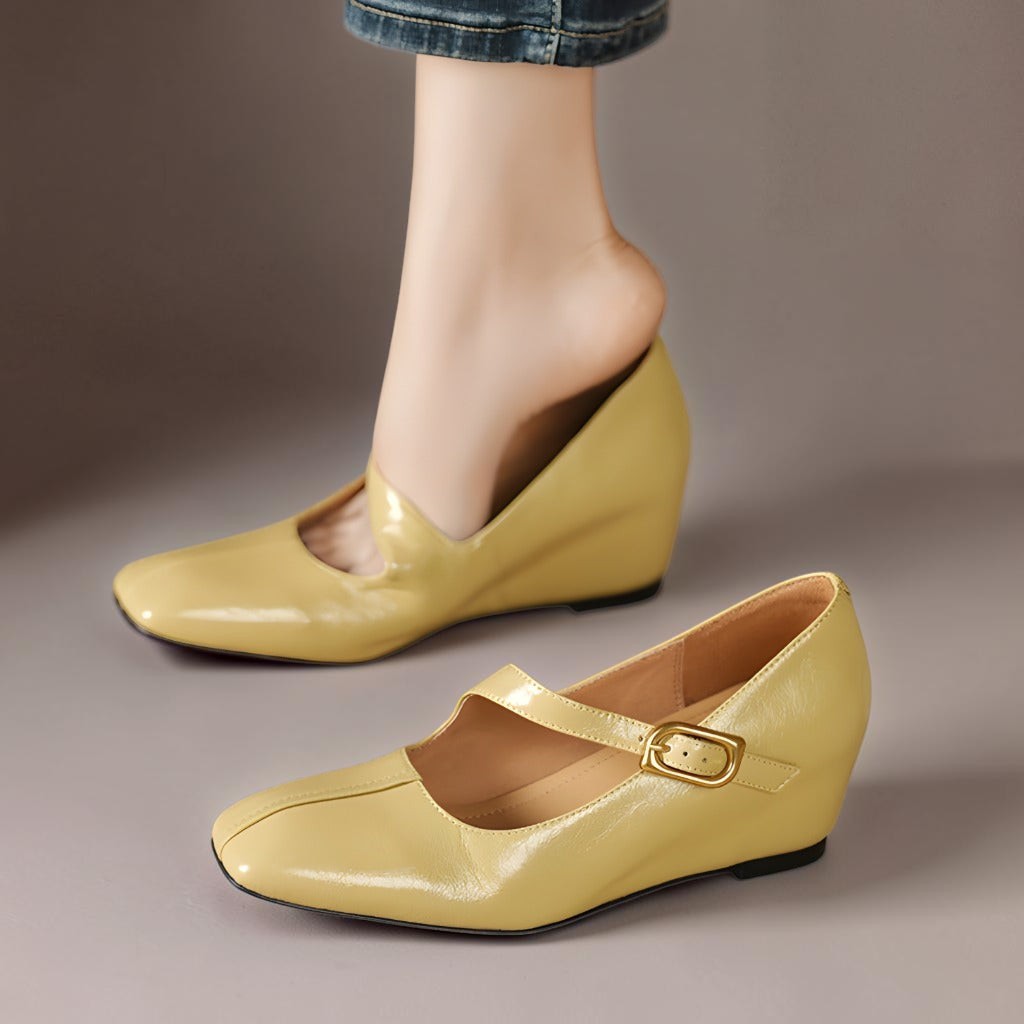 Juin | Ballerines Mary Jane à Boucle